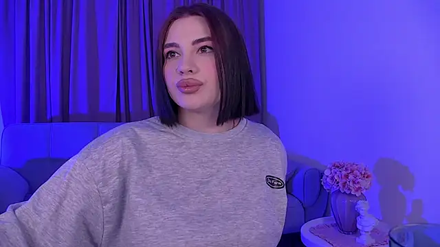 AdrianaToress' Live XXX Chat