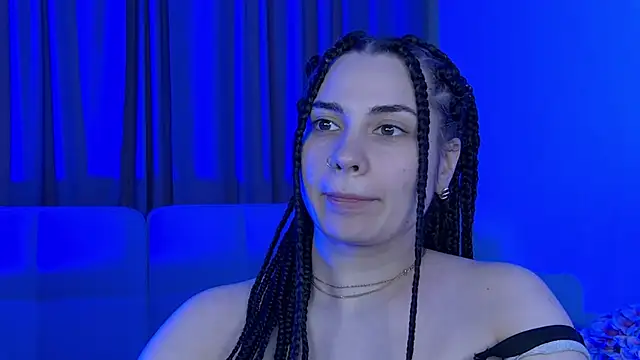 AdrianaToress XXX чат на живо