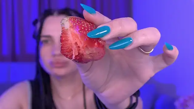 دردشة AdrianaToress الجنسية المباشرة