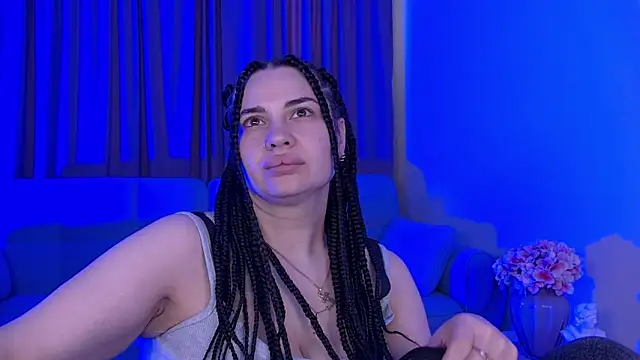 Chat XXX en directo de AdrianaToress
