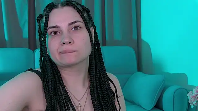 XXX chat uživo modela AdrianaToress