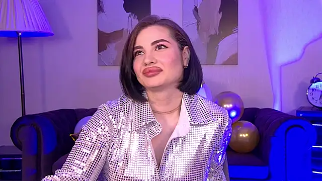 AdrianaToress Chat XXX in diretta