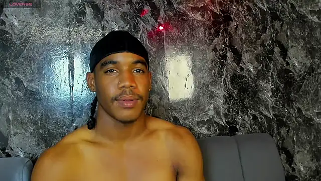 axel_silva4's Webcam Show