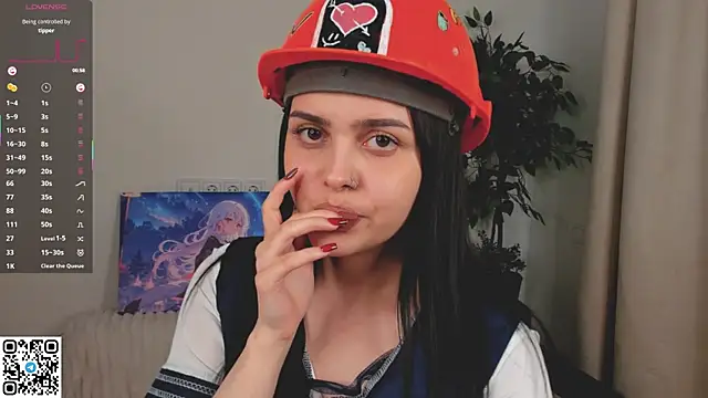 MarianneAuvil's Live Chat Room
