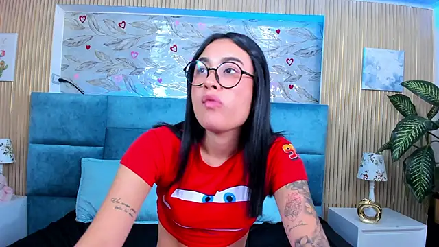 ZoeWillinsn Live XXX chat