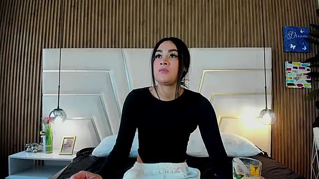 Chat XXX en directo de ZoeWillins