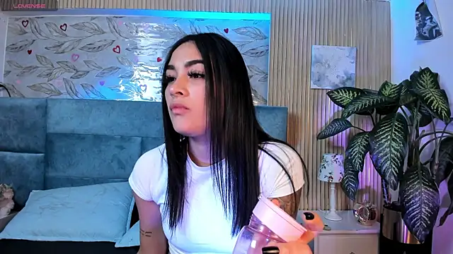 ZoeWillins Live XXX-Chat