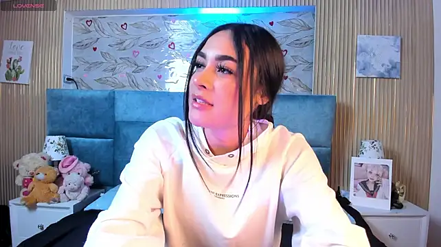 ZoeWillins' Live XXX Chat