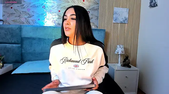 Webkamerová show ZoeWillins