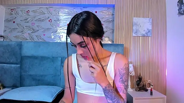 XXX chat uživo modela ZoeWillins
