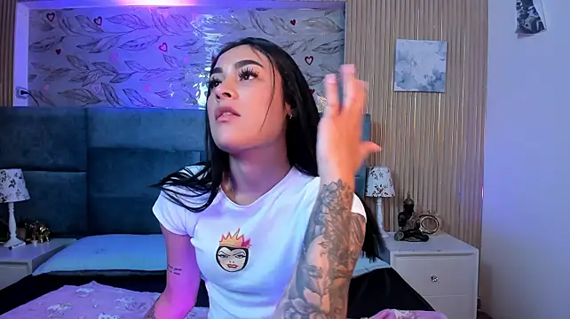 ZoeWillins Live XXX-Chat