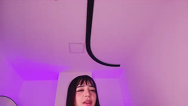 kira_dll – Naživo XXX chat