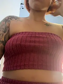 Mia_0-4 Adlı Modelin Web Kamerası Şovu