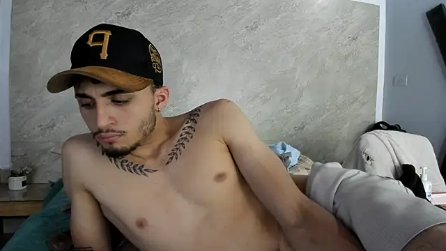 James-06 Show in webcam