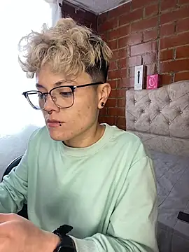 Megan-c 라이브 XXX 채팅