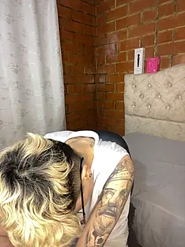 Živý XXX chat Megan-c