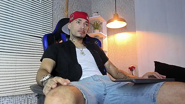 Daniel_huge22: онлайн-секс-чат