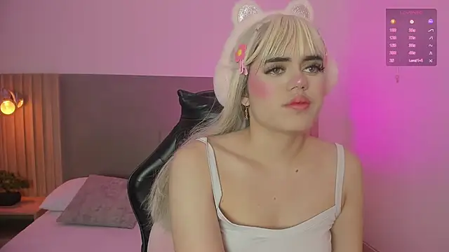loly_berry's Live XXX Chat