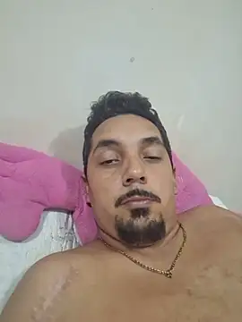 Paugostoso2222 webcam show