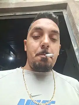 Paugostoso2222 webcam show