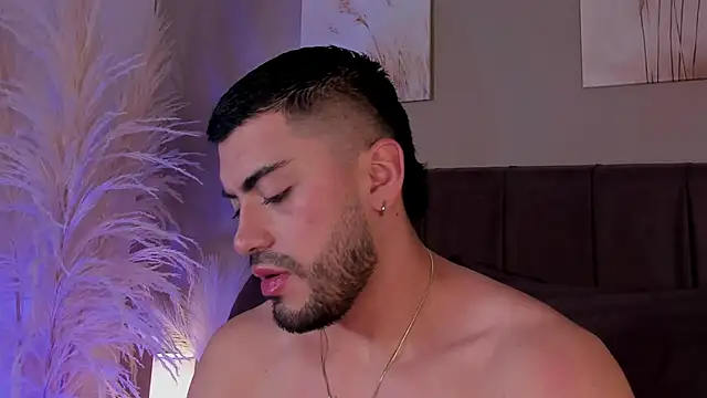 Alexander_Diazz Webcamshow