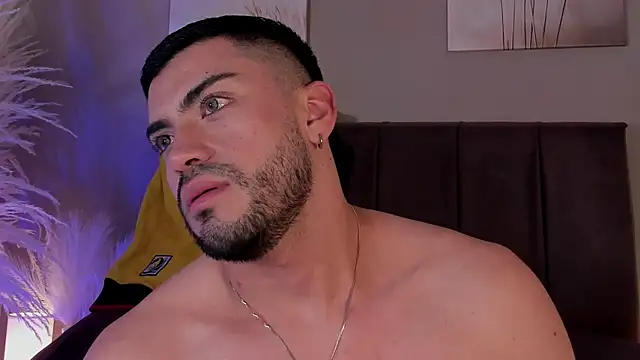 Alexander_Diazz Adlı Modelin Web Kamerası Şovu