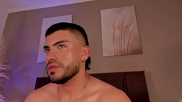 Alexander_Diazz Adlı Modelin Web Kamerası Şovu