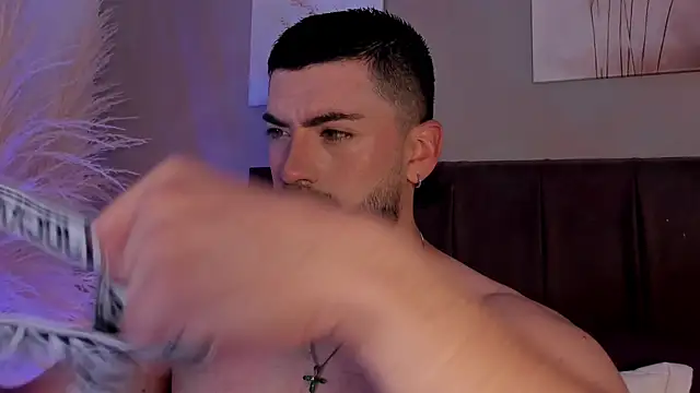 Alexander_Diazz – webcam-show