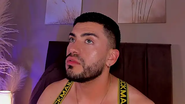Alexander_Diazz 网络视讯表演