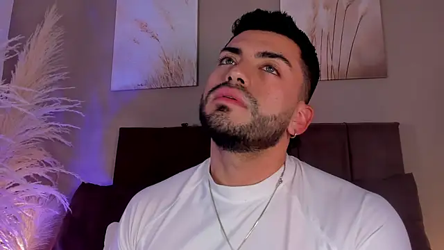 Alexander_Diazz 网络视讯表演