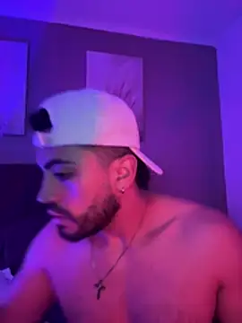 Show modela Alexander_Diazz na web-kameri