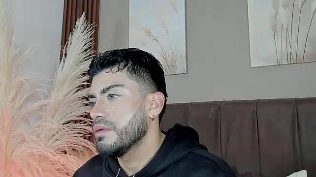 Alexander_Diazzn Webbikameraesitys