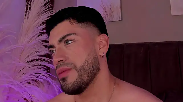 Alexander_Diazz Adlı Modelin Web Kamerası Şovu