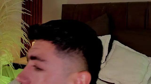 Show Webcam de Alexander_Diazz