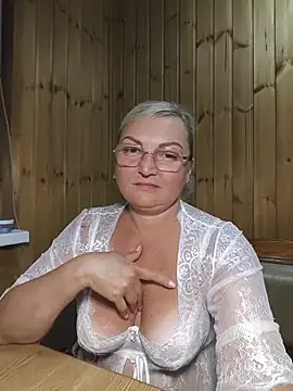 Chat +18 de White-Chocolatte ao vivo