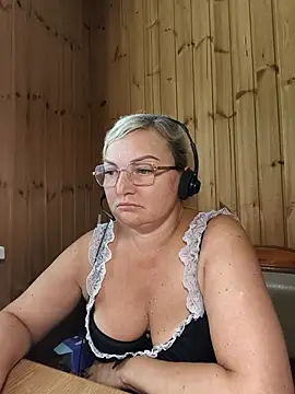 White-Chocolatte's Webcam Show