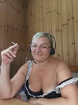 White-Chocolatte Chat XXX in diretta
