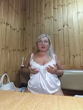 White-Chocolatte Live XXX-Chat