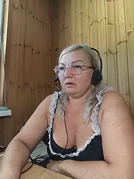 Chat XXX en directo de White-Chocolatte