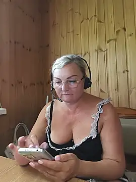 White-Chocolatte Live XXX-Chat