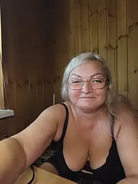 White-Chocolatte Live XXX-Chat