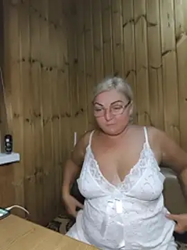 White-Chocolatte's Webcam Show