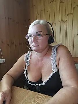 Chat XXX ao vivo de White-Chocolatte