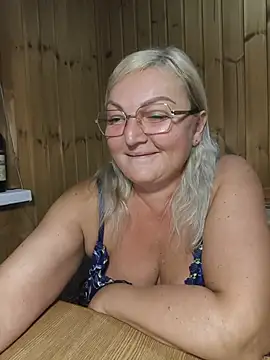 White-Chocolatte Live XXX-Chat