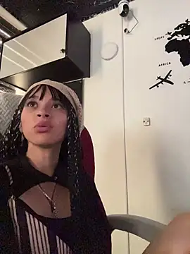 Chatroom XXX en direct de Sasha-firee