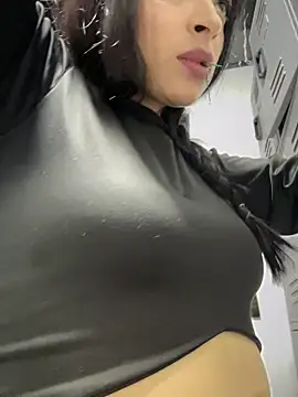 Sasha-firee's Live XXX Chat