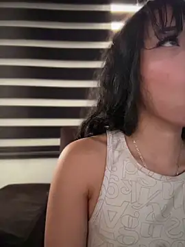 Sasha-firee's Live XXX Chat