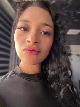 Chat +18 de Sasha-firee ao vivo