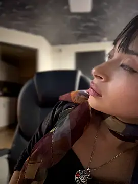 Sasha-firee's Live XXX Chat