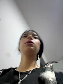 Sasha-firee's Live XXX Chat